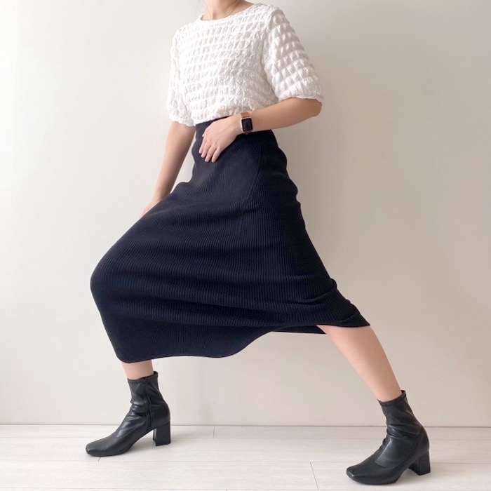 UNIQLO（ユニクロ）のおすすめスカート「3Dスフレヤーンリブサイドスリットスカートスムース」