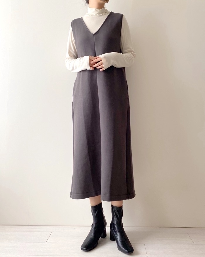 無印良品のおすすめアイテム「二重編みスウェットジャンパースカート」