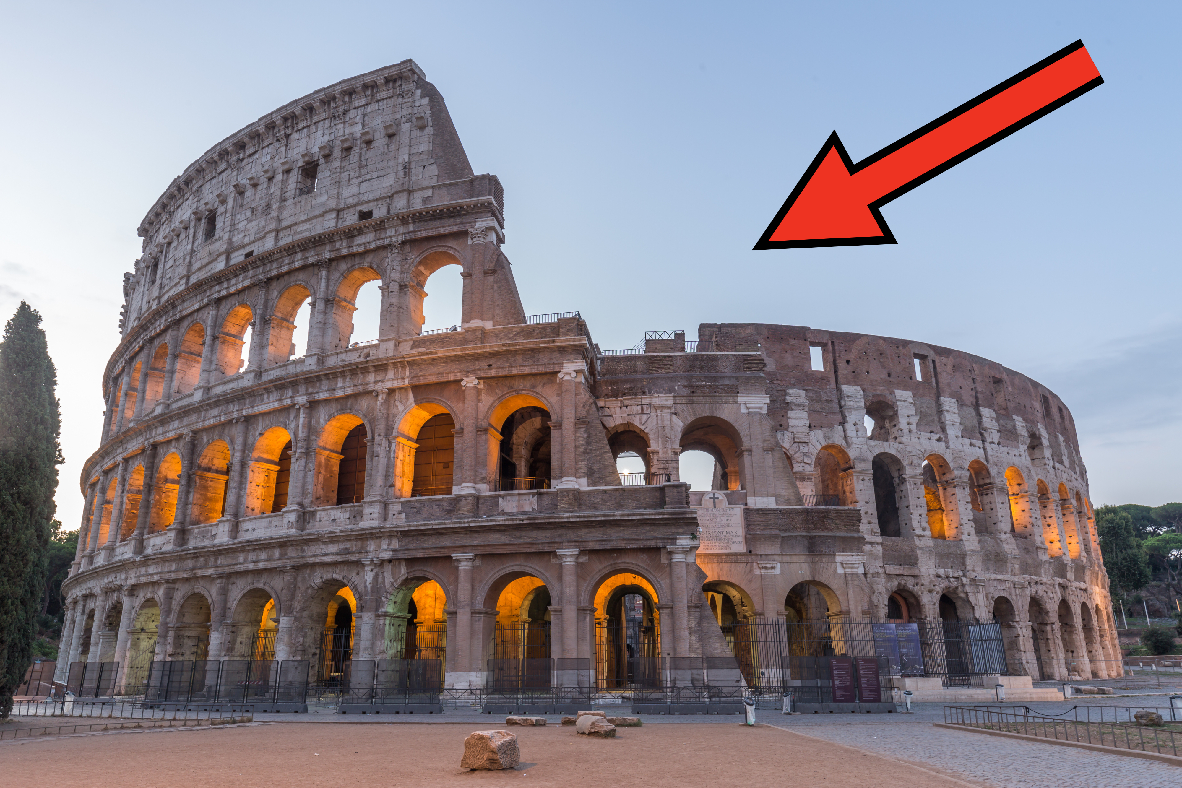 arrow pointing to the missing section in the colloseum today