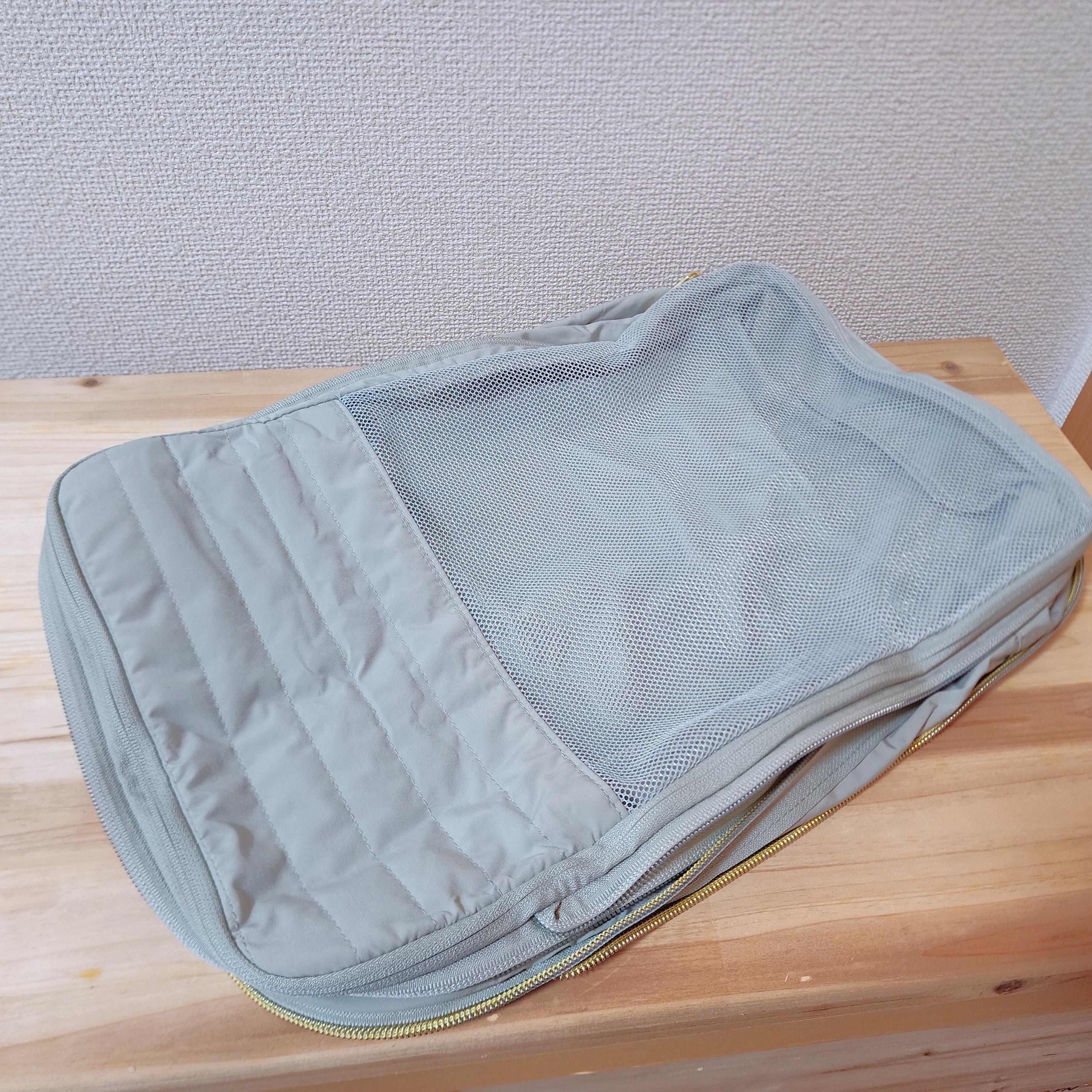 Francfranc（フランフラン）のおすすめトラベルグッズ「キルティング 圧縮オーガナイザー」