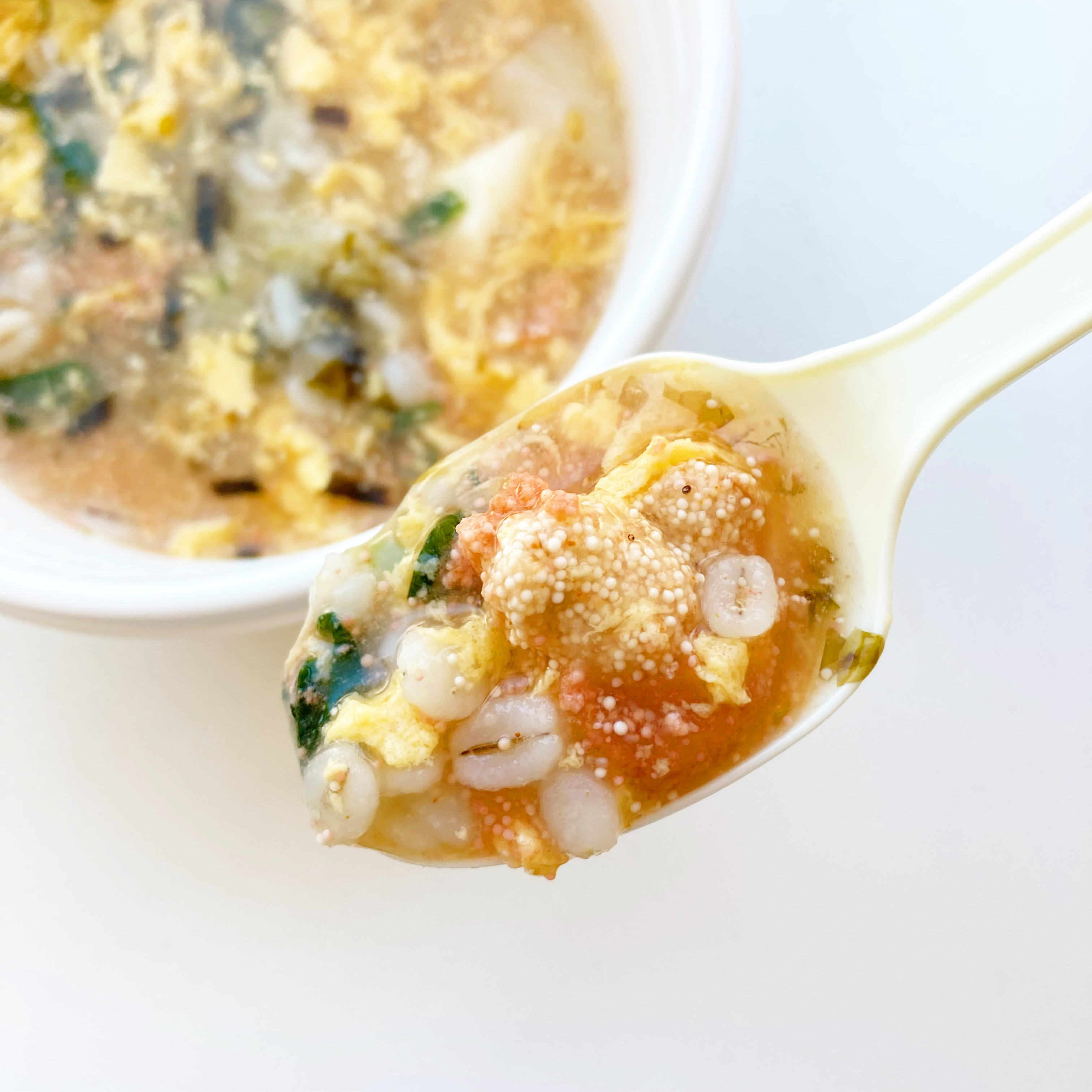 FamilyMart(ファミリーマート)の新商品「雑穀入り 明太子と野沢菜のだし茶漬け」