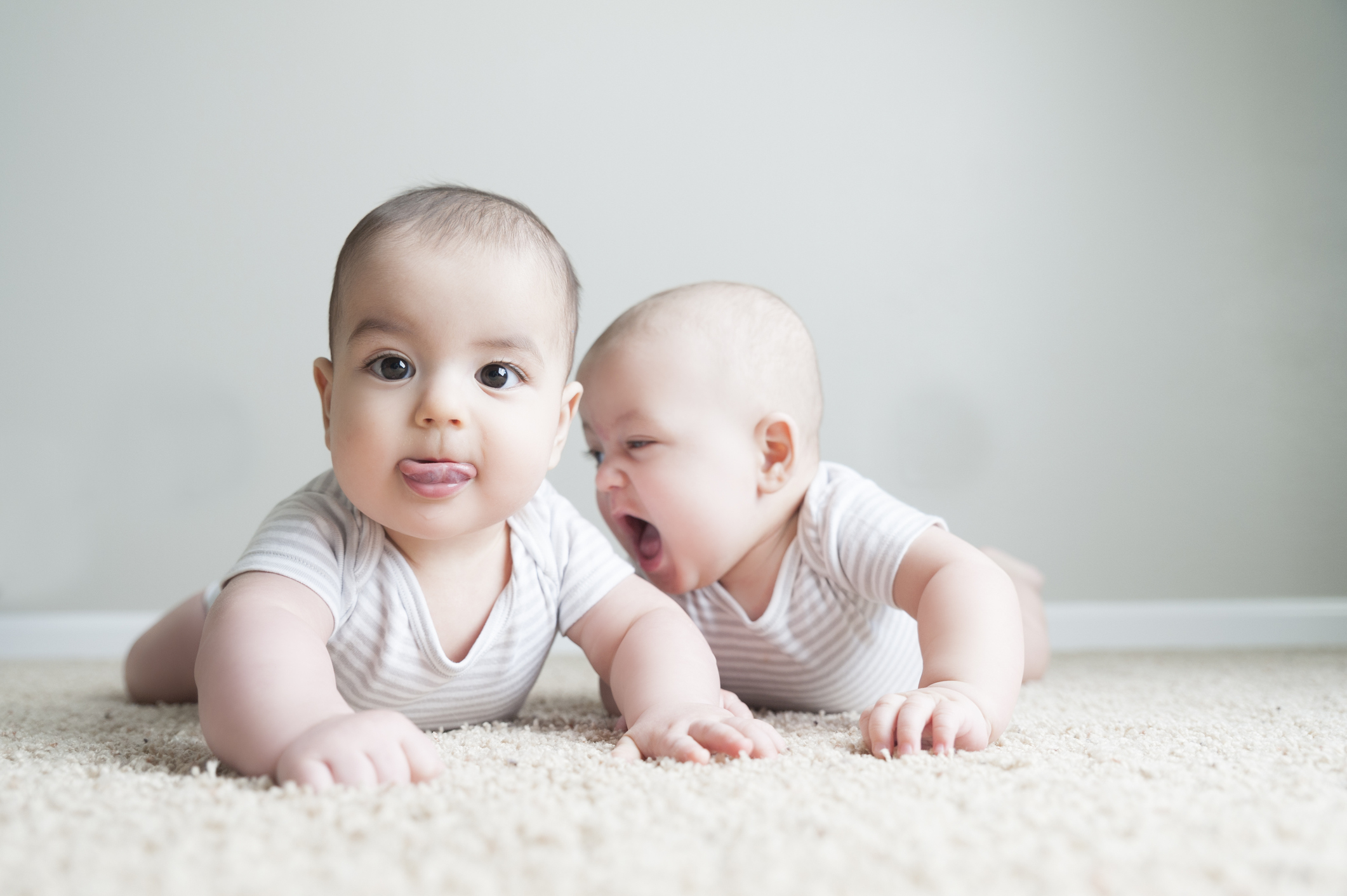 twin babies crawing