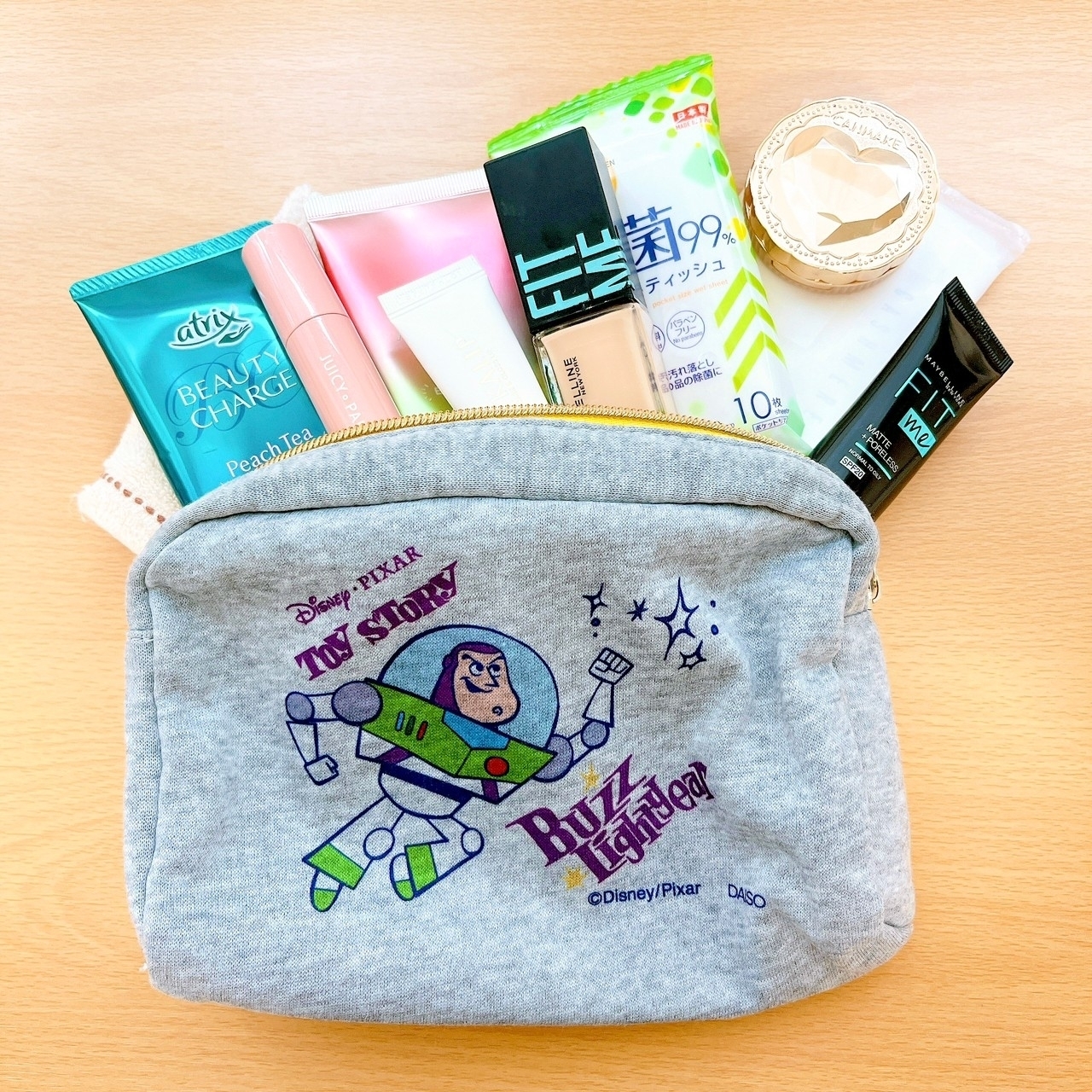 DAISO(ダイソー)のおすすめ小物「スウェットマチ付ポーチ(トイ・ストーリー)」