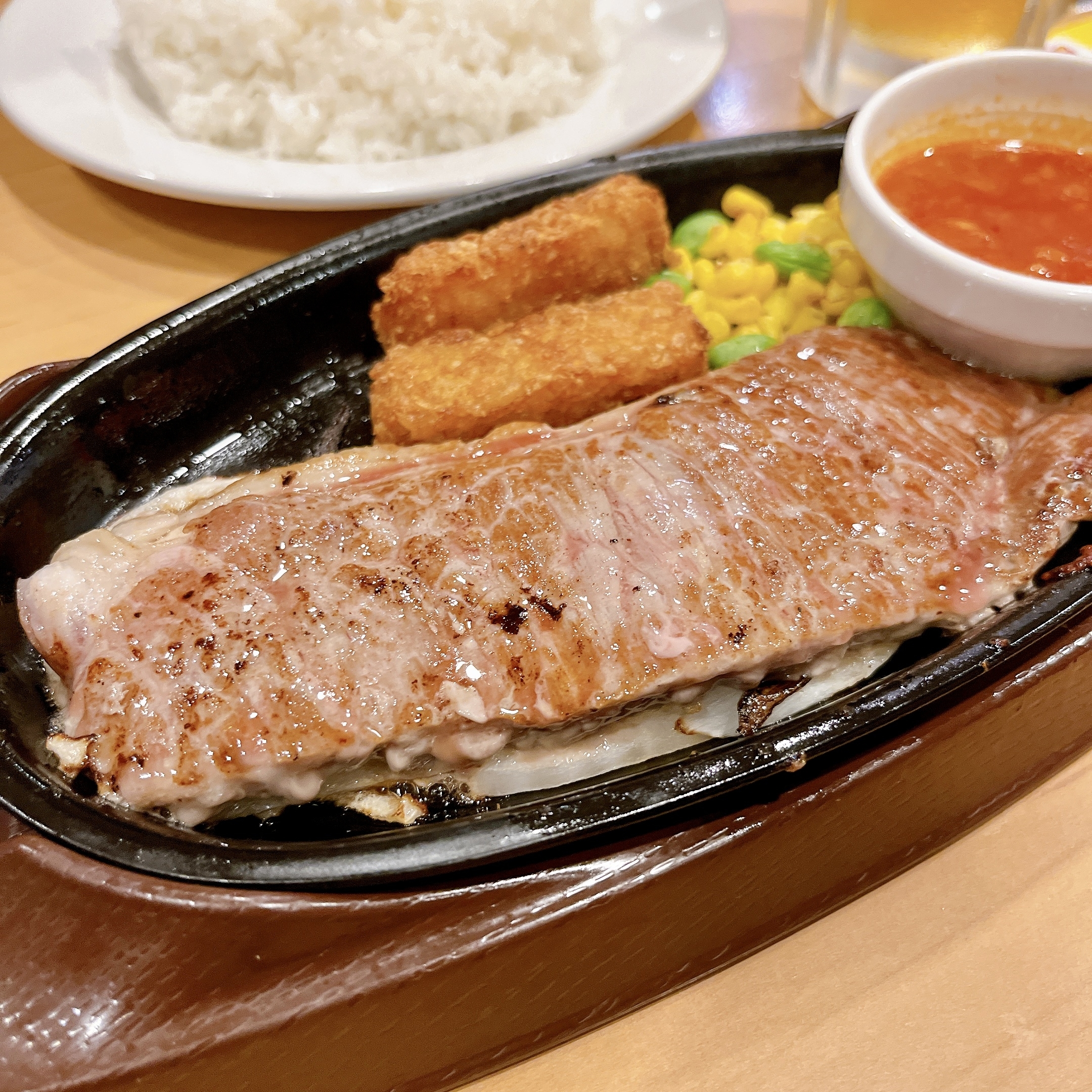 ガストの期間限定「サーロインステーキセット」