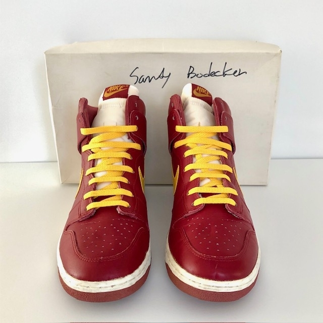 Nike Dunk 1-of-1 USC 1985 Sample Gifted by Sandy Bodecker Front Box