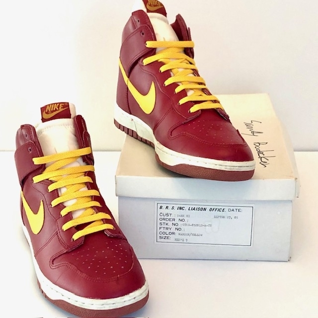 Nike Dunk 1-of-1 USC 1985 Sample Gifted by Sandy Bodecker Pair Box