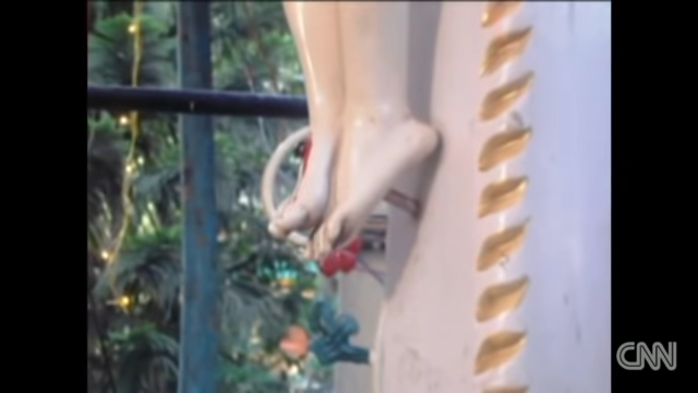 Close-up of Jesus's feet on the statue