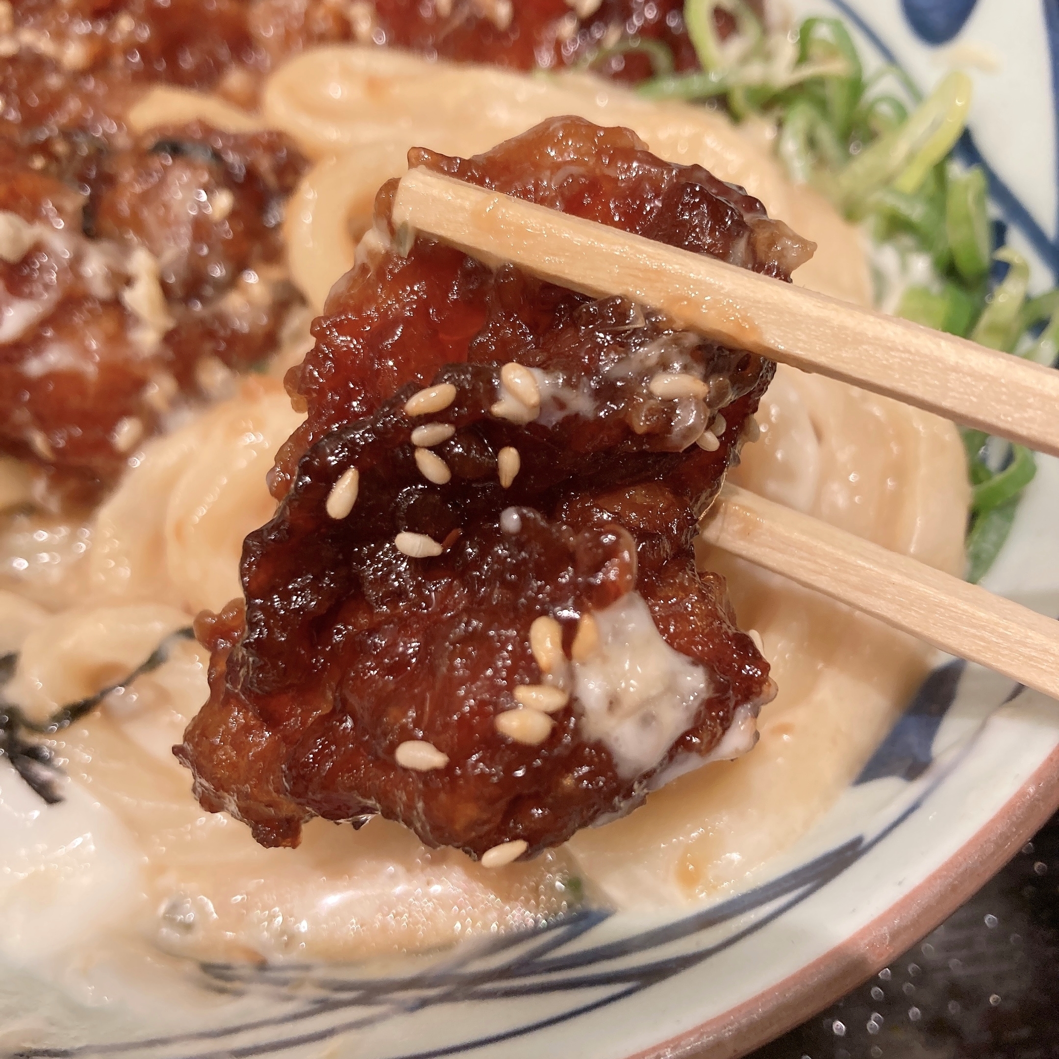 丸亀製麺のオススメの期間限定メニュー「てりやきタル鶏ぶっかけうどん」