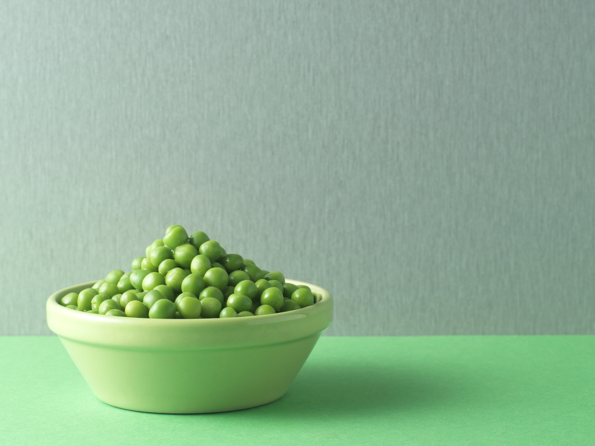 A bowl of peas