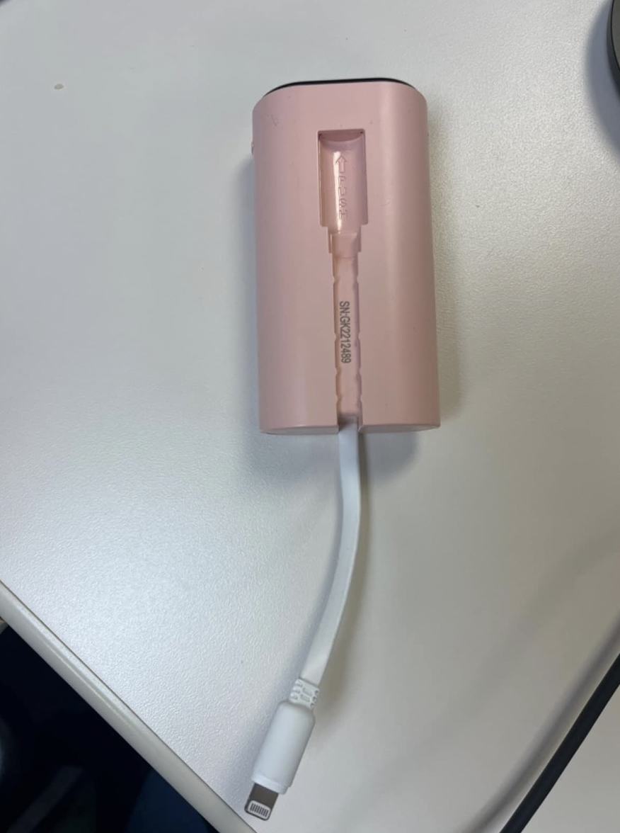 The charger in pink