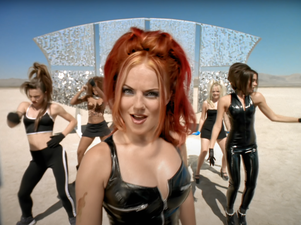 1990s And 2000s Things That Women Over 30 Miss 1990s-and-2000s-things-that-women-over-30-miss