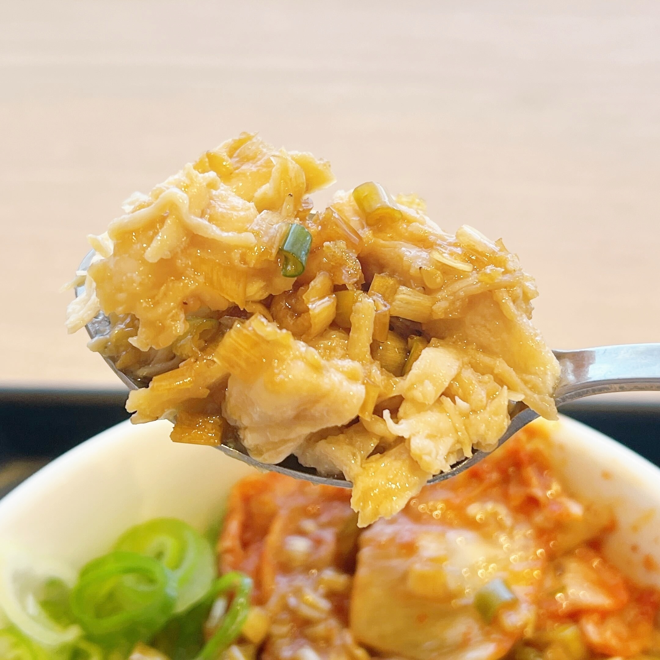 松屋のオススメの期間限定メニュー「鶏肉飯」