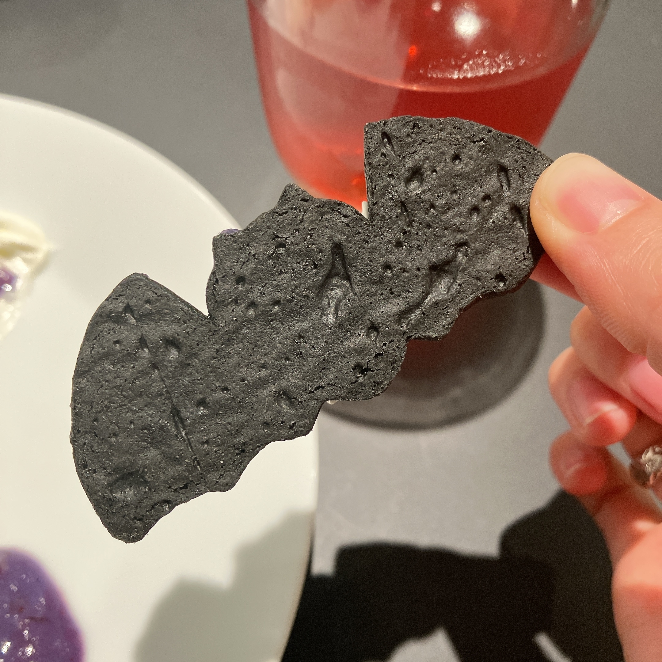 IKEA(イケア)のおすすめフード「かけて楽しい!魔女のベリーパンケーキ」