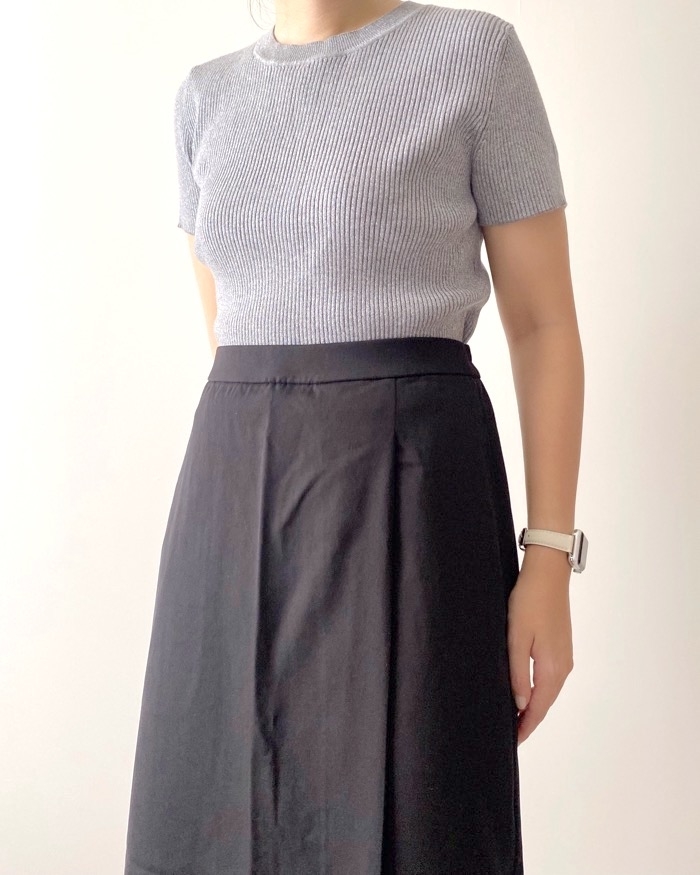 無印良品のオススメのスカート「再生ポリエステルタックスカート」