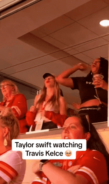 &quot;Taylor swift watching Travis Kelce&quot;