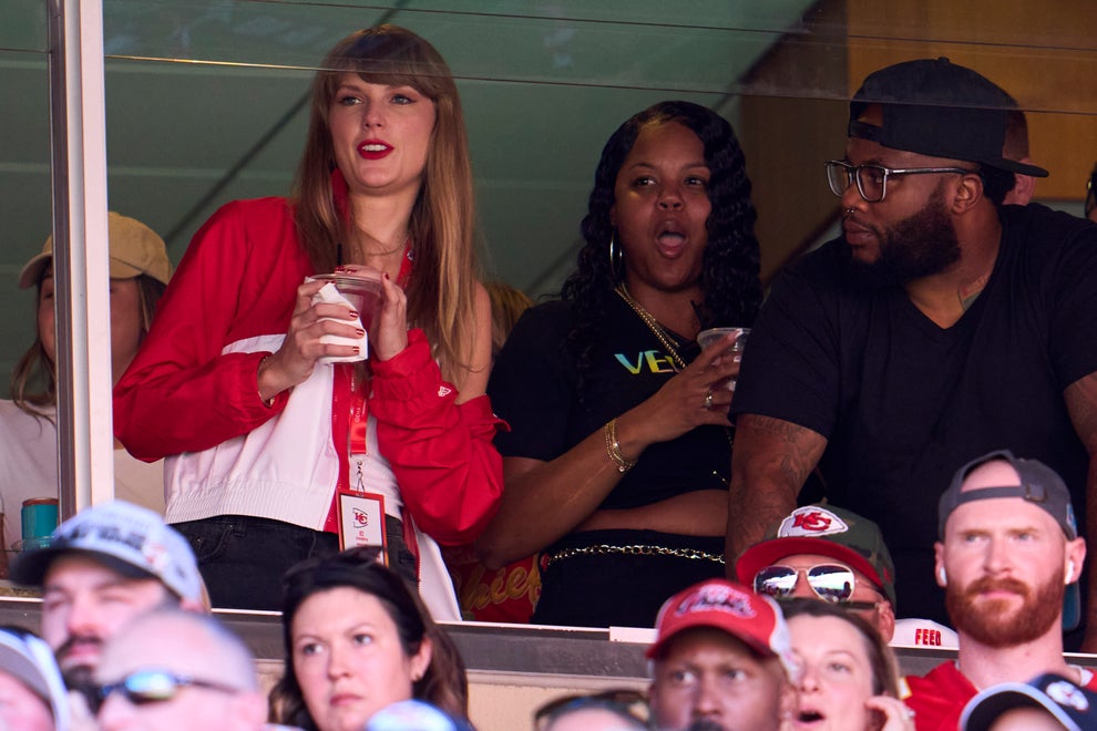 Taylor Swift Travis Kelce Chiefs Game Best Moments