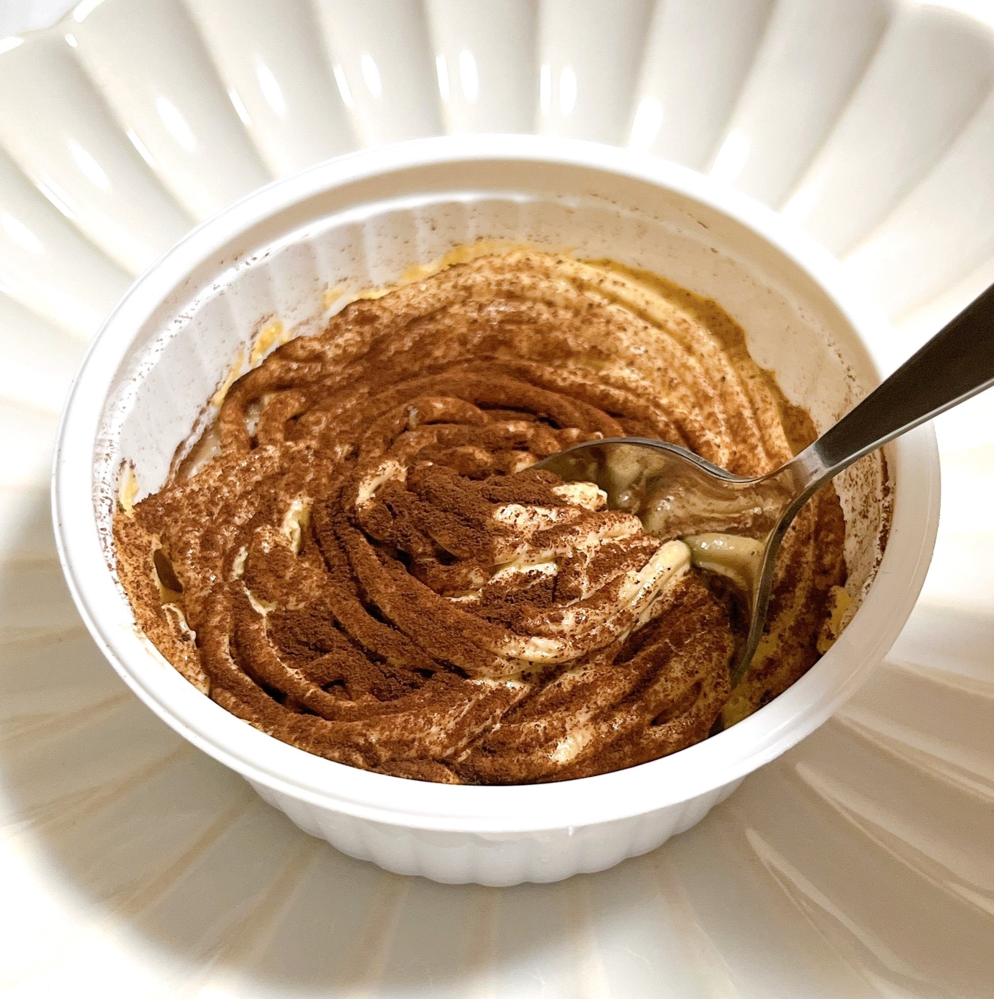 セブンイレブンのオススメのスイーツ「2層仕立てのなめらかマロンケーキ」