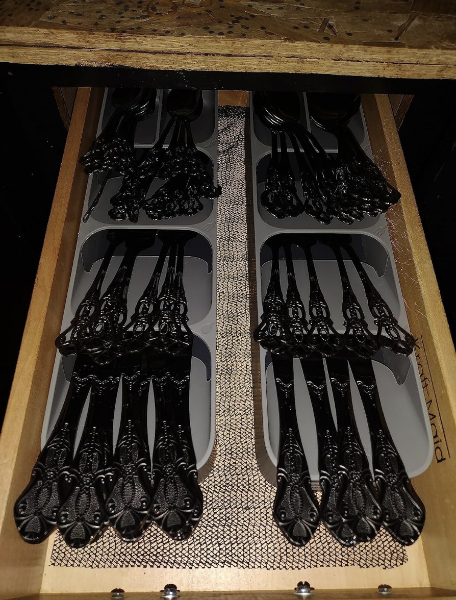 organizer in drawer with utensils
