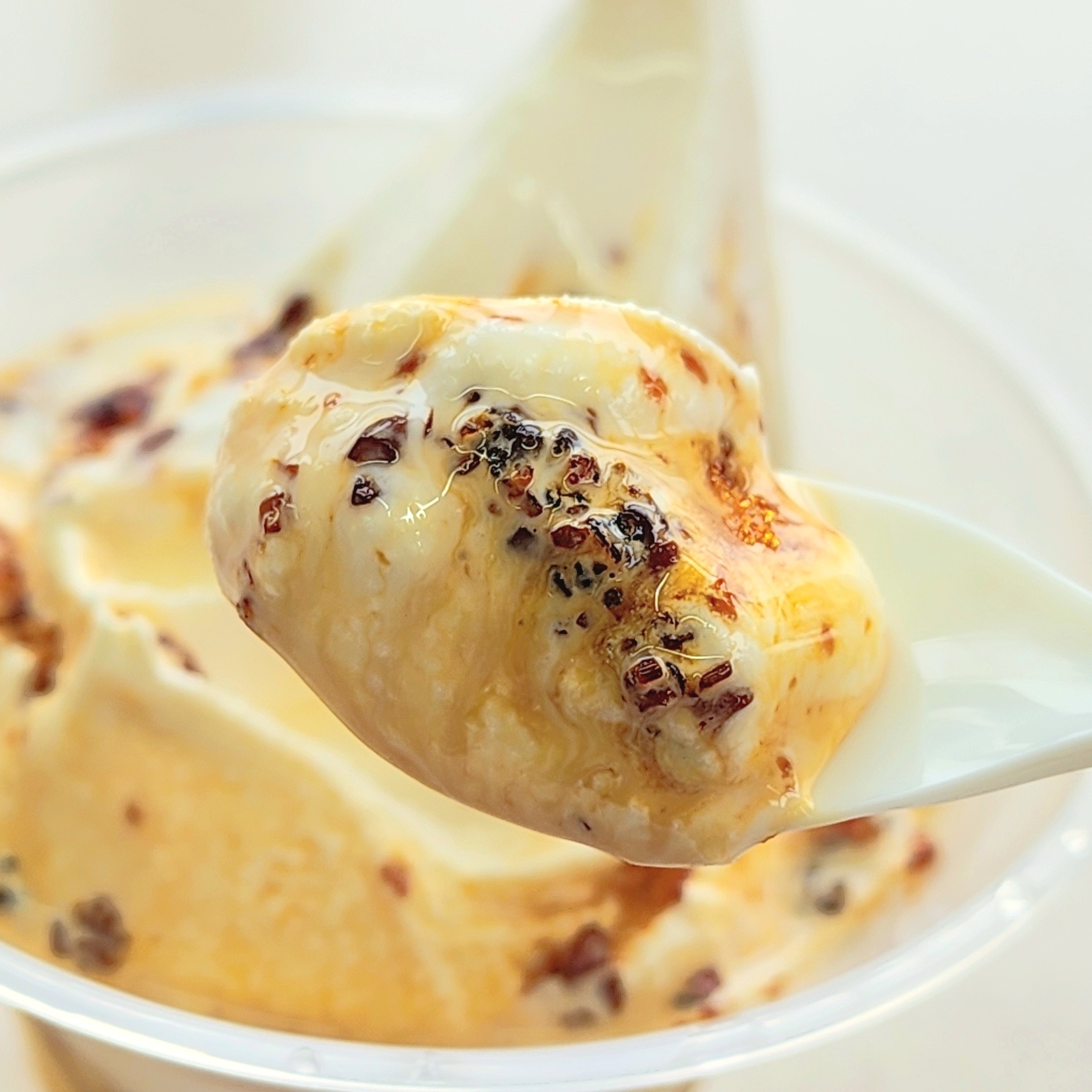 ミニストップのおすすめスイーツ「なめらかプリンパフェ」