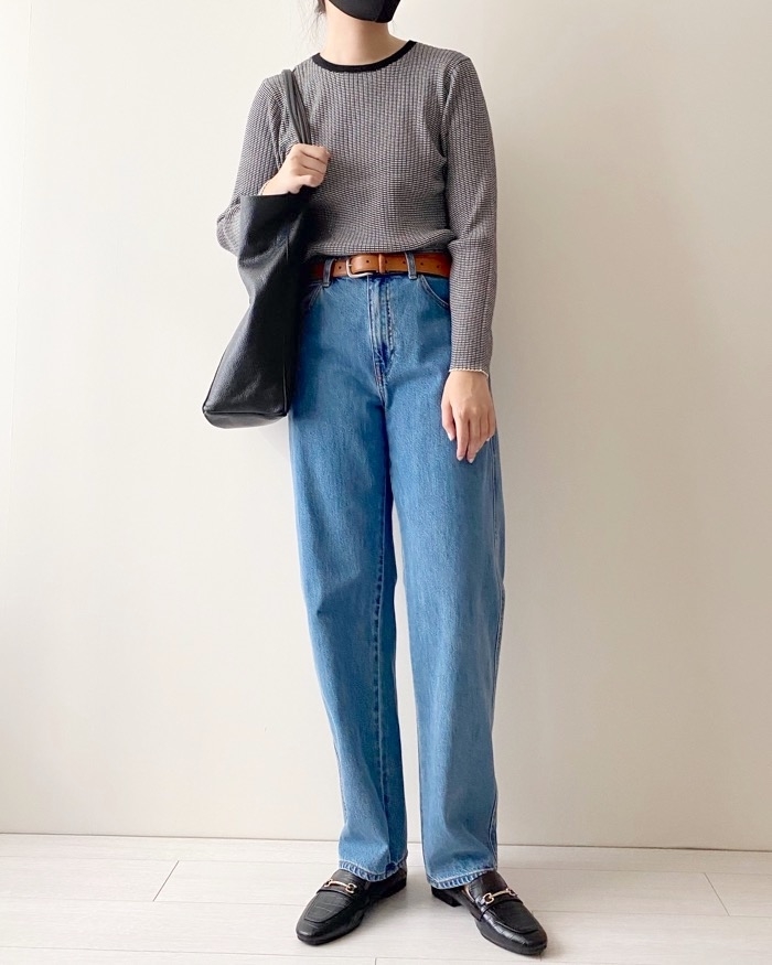 グローバルワークのオススメのトップス「メルティリブクルーネックプルオーバー」のコーディネート