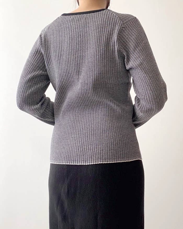 グローバルワークのオススメのトップス「メルティリブクルーネックプルオーバー」
