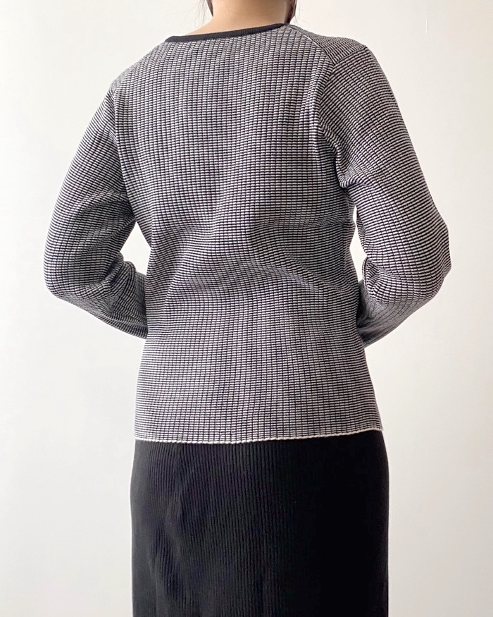 グローバルワークのオススメのトップス「メルティリブクルーネックプルオーバー」