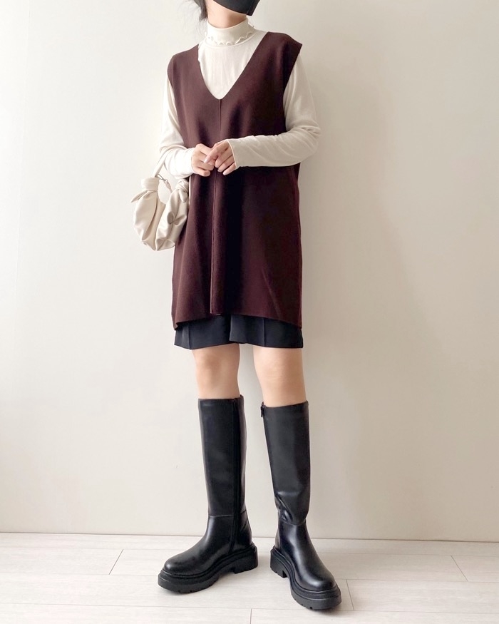 無印良品のおすすめアイテム「洗えるミラノリブ編みロングベスト」