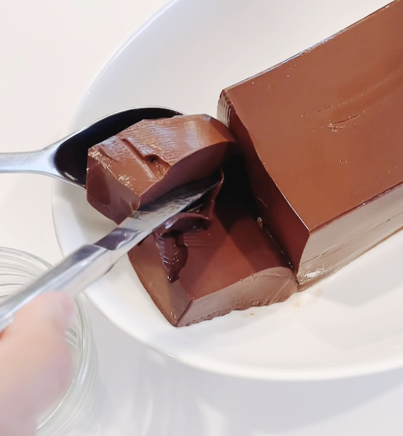 業務スーパーのおすすめフード「チョコババロア」