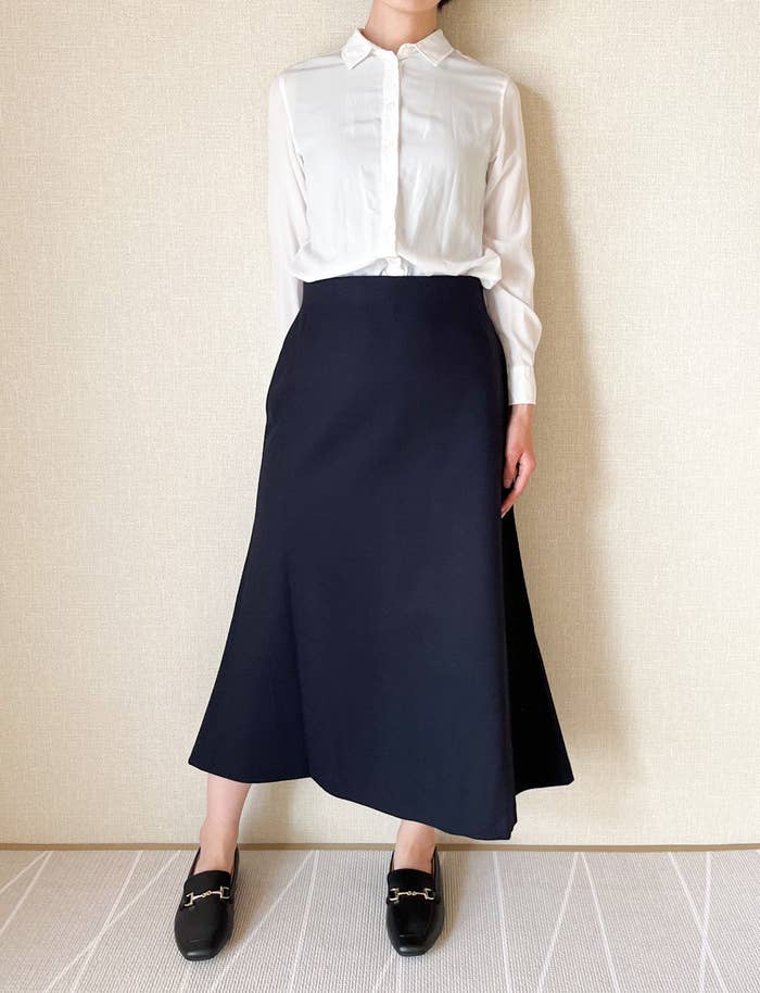 ユニクロのオススメのスカート「ブラッシュドジャージーフレアスカート(丈標準80cm~84cm)」