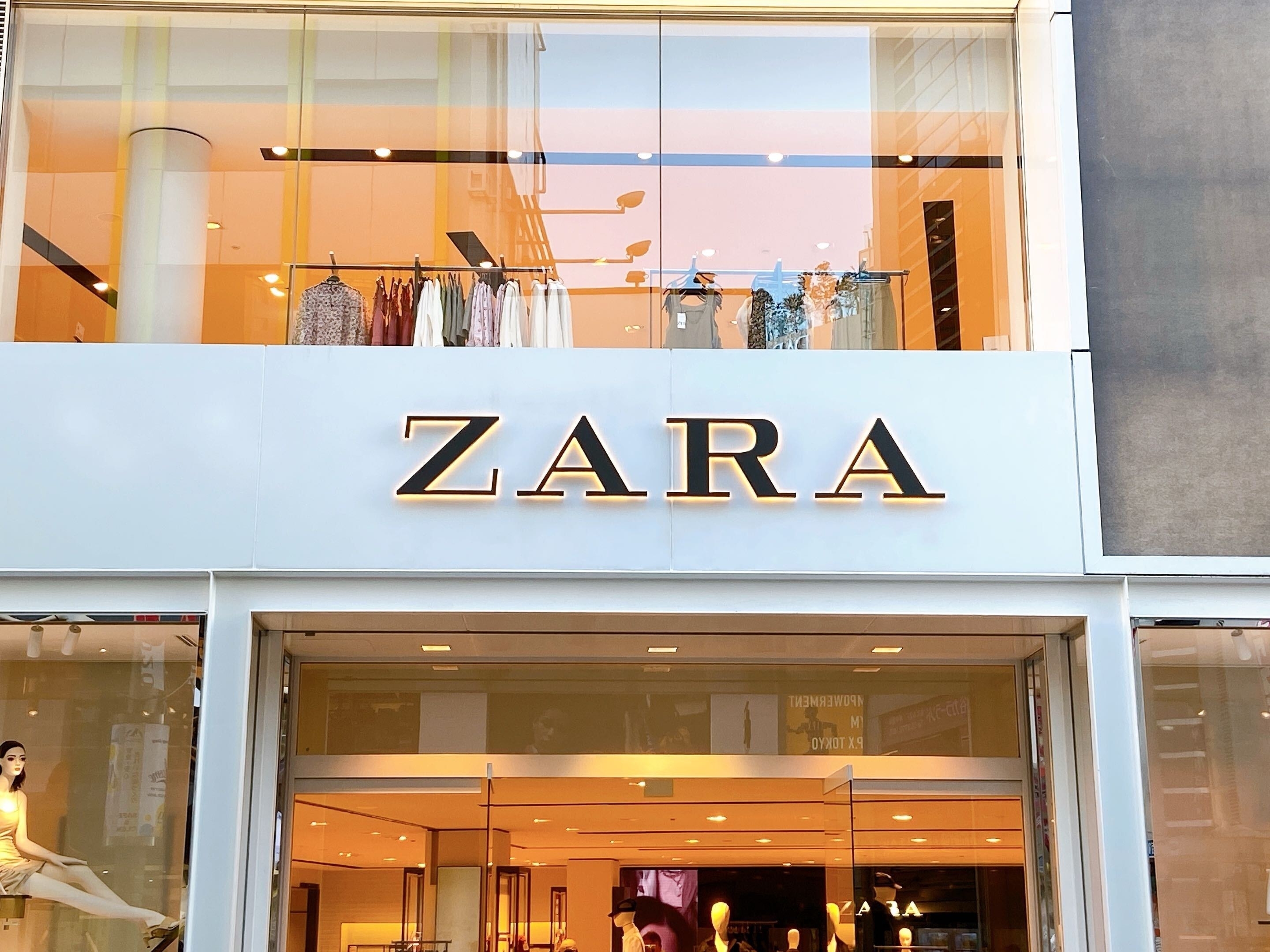 ZARA】買ってから毎日愛用してる！絶妙なフィット感と軽さの