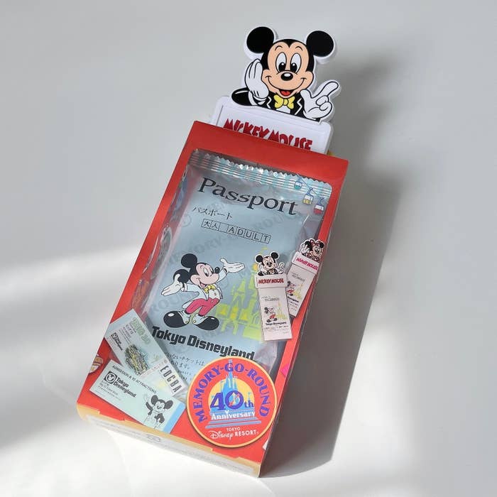 ディズニーランドで見つけたおすすめお土産「ポテトスナッククリップ付 クリア箱」