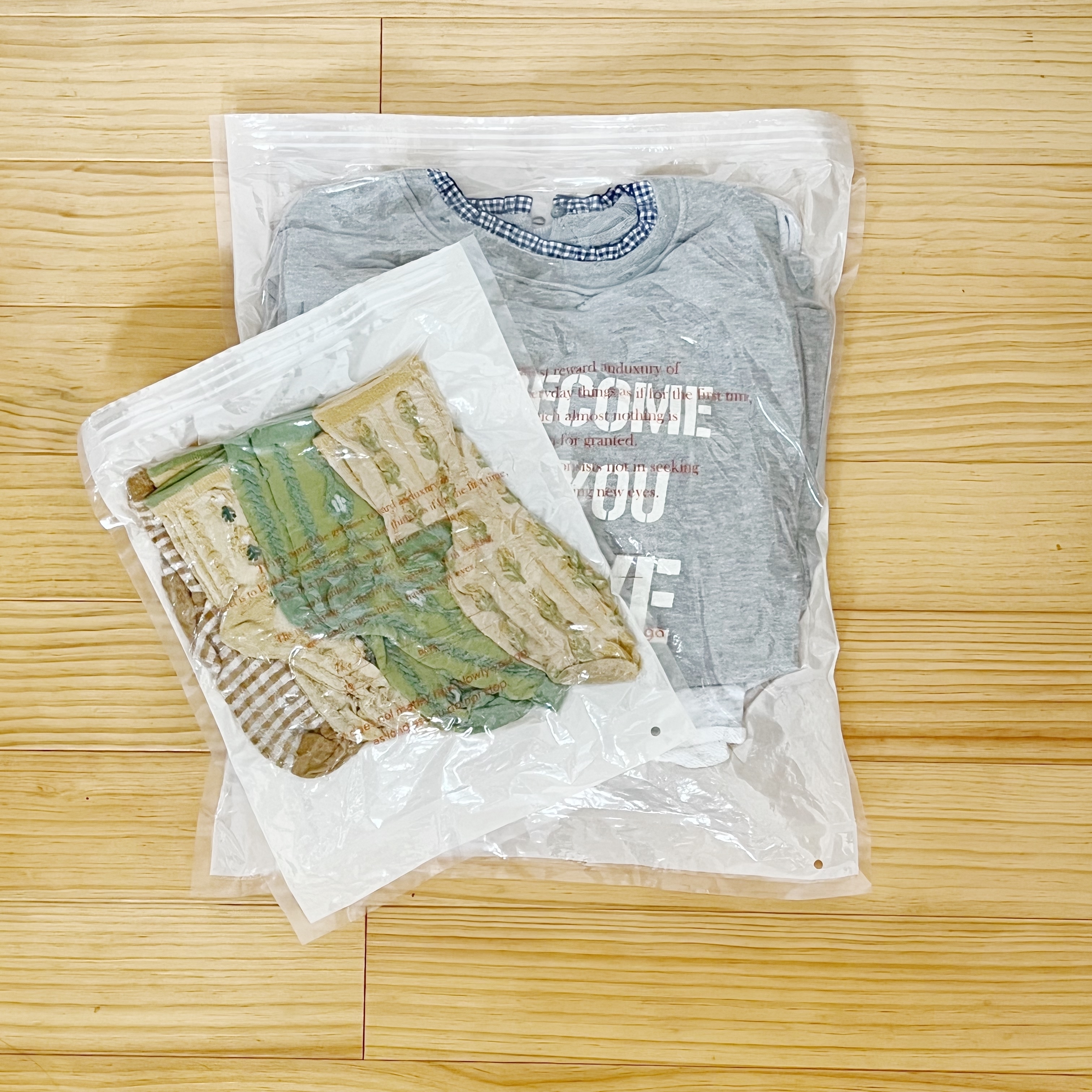 3COINS(スリーコインズ)のおすすめアイテム「衣類圧縮袋4枚セット」