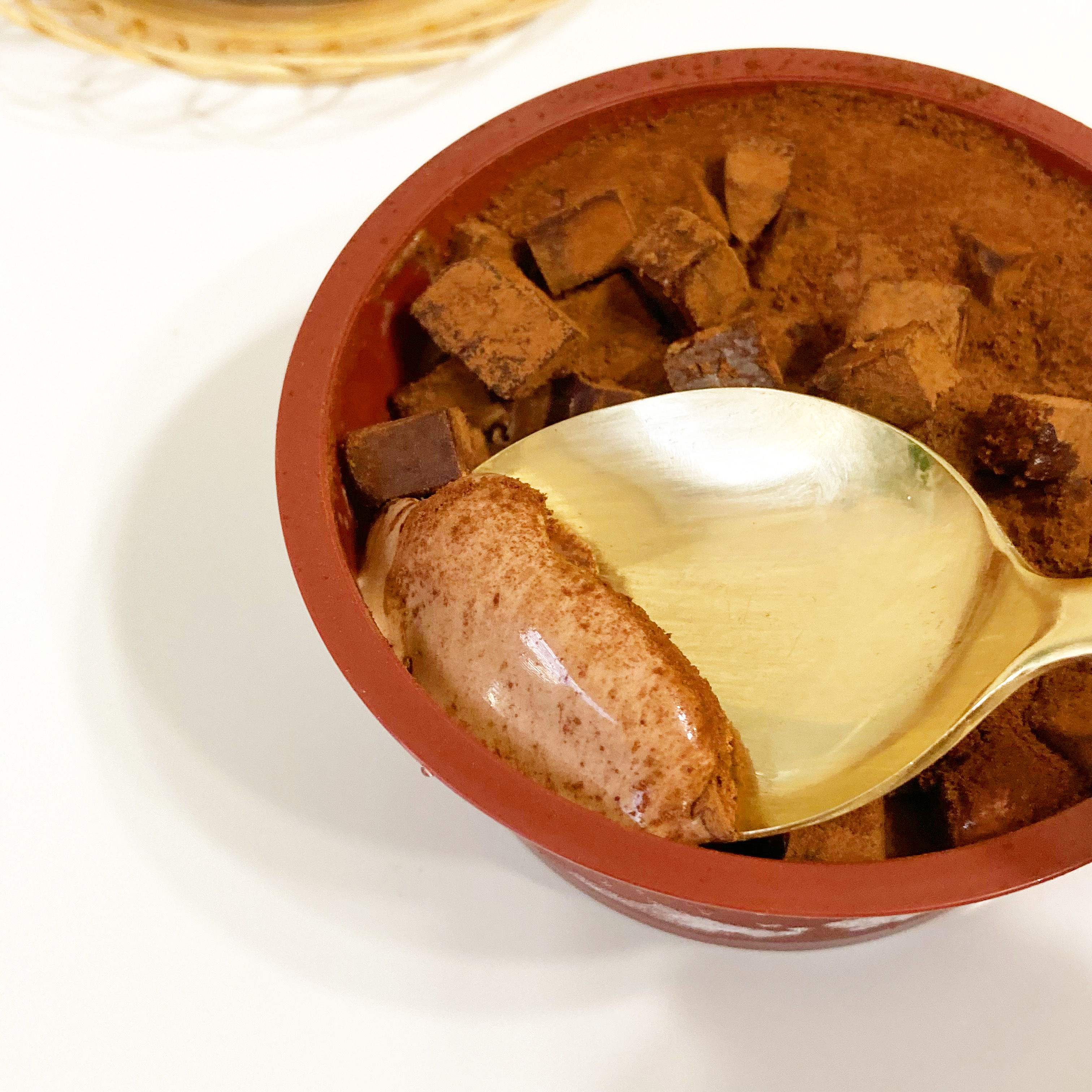 セブン-イレブンの贅沢デザート「7プレミアム 生チョコアイス」