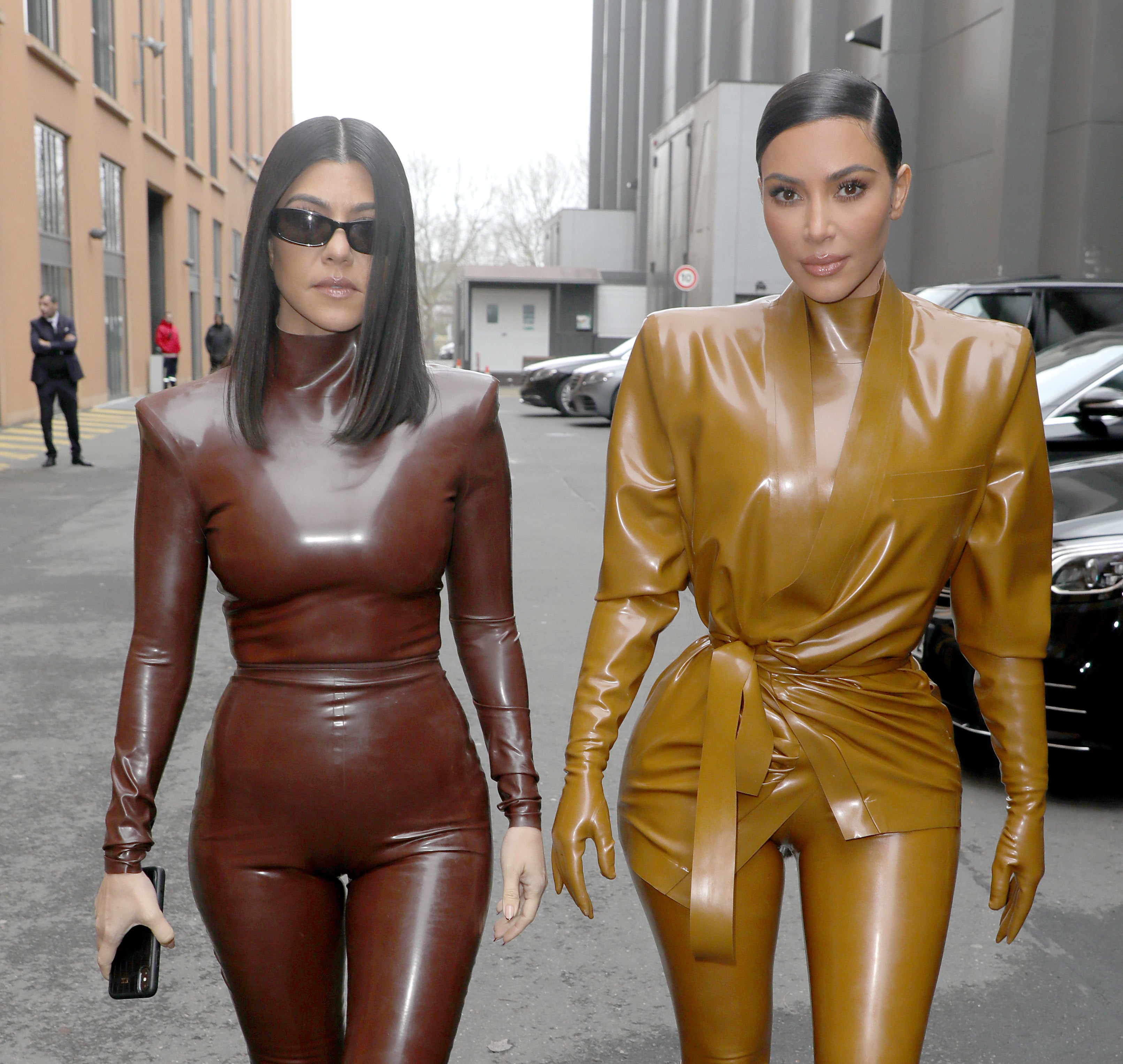 kim and kourtney walking outside