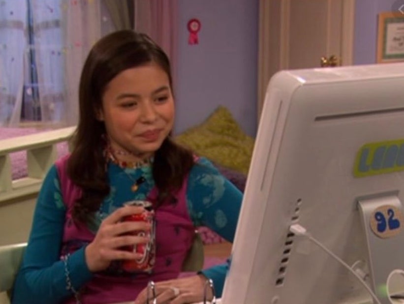 icarly on her computer