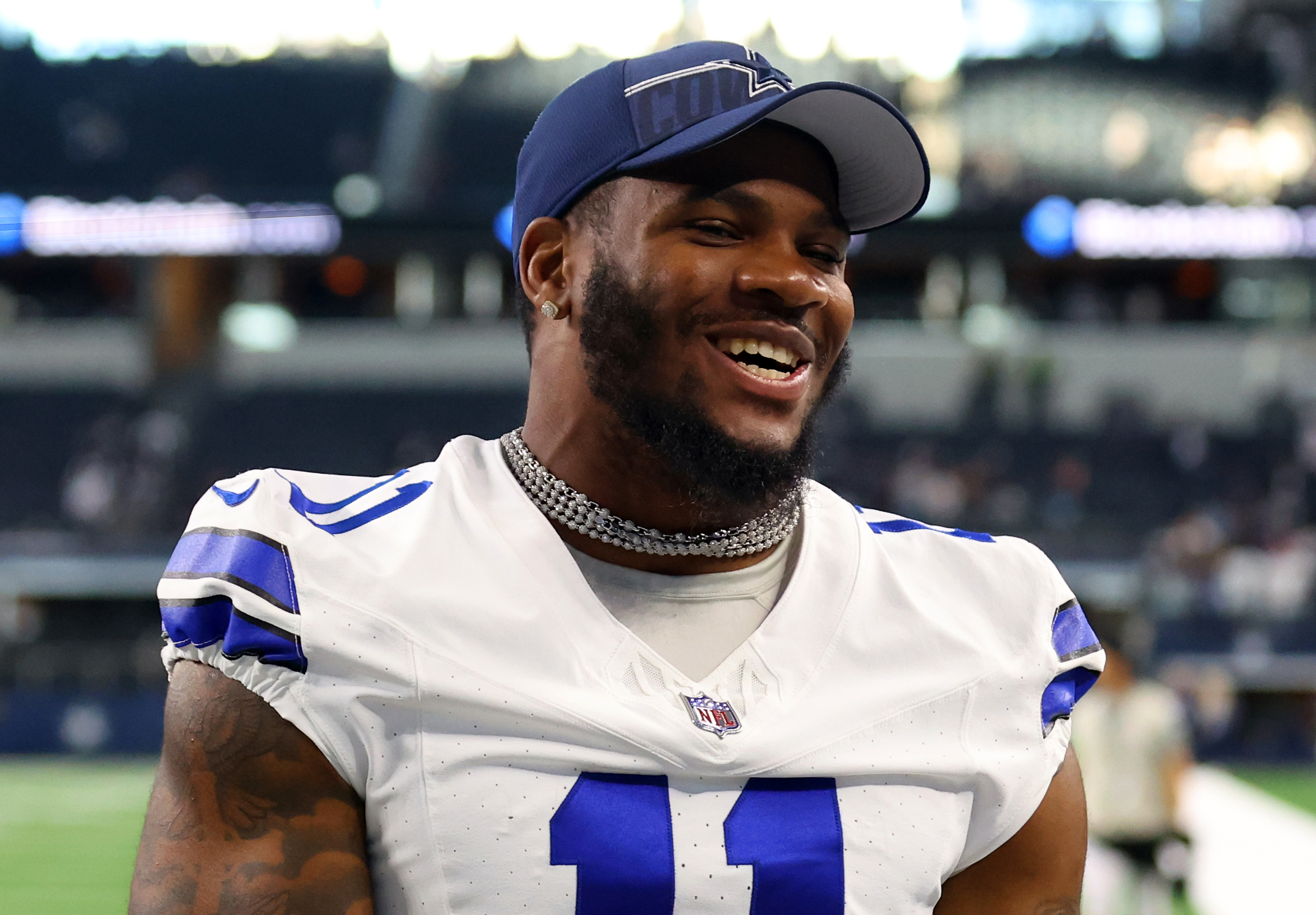 Cowboys' Micah Parsons working with former Super Bowl champion to