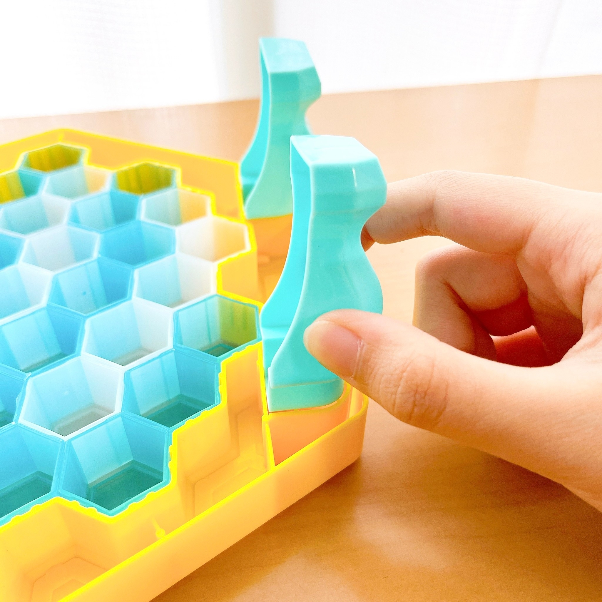 PLAZA（プラザ）のオススメのおもちゃ「SpongeBob スポンジ・ボブ クラッシュアイスゲーム」