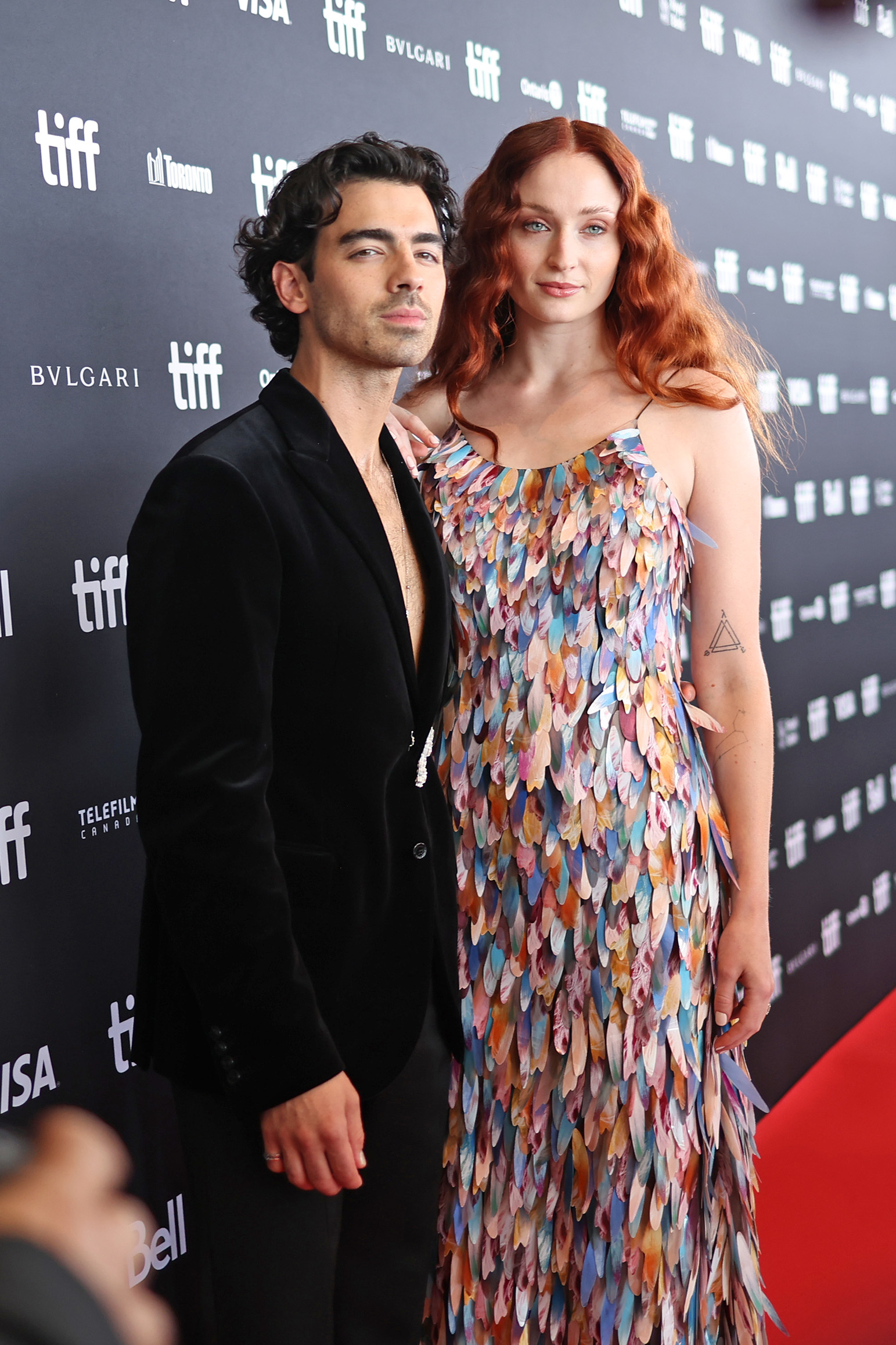 Closeup of Joe Jonas and Sophie Turner