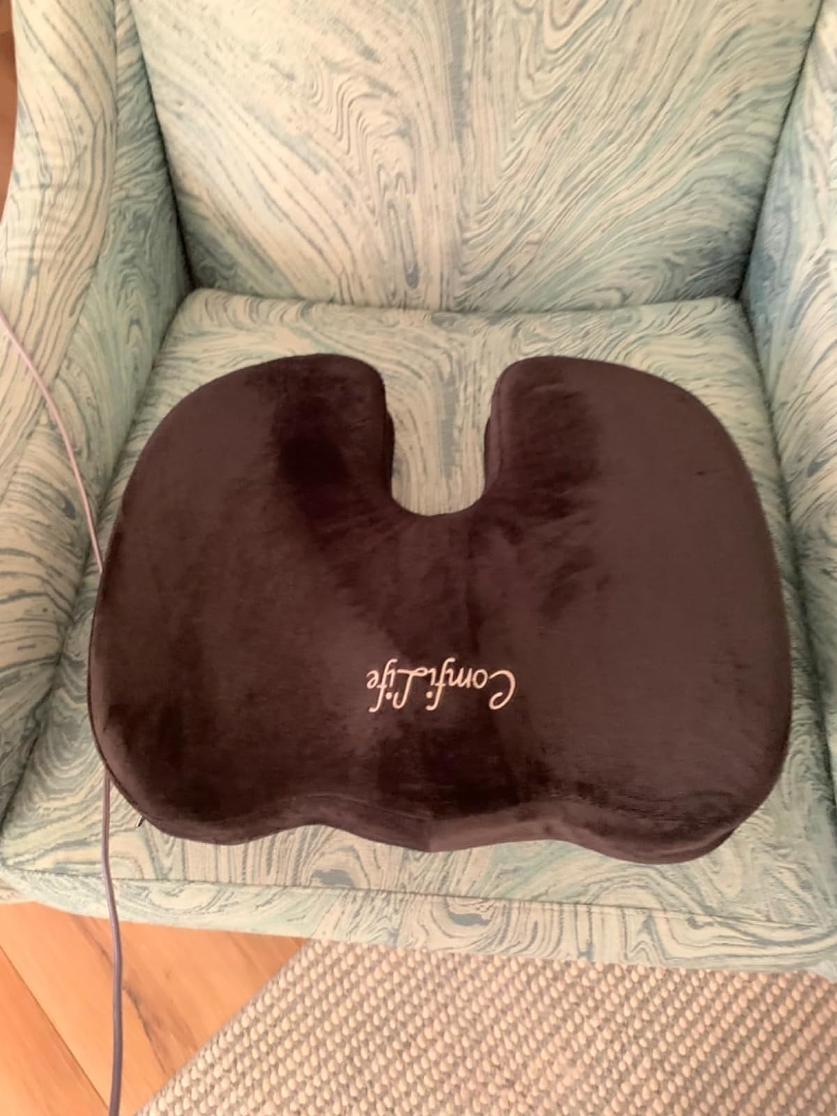 Reviewer image of the seat cushion on their armchair