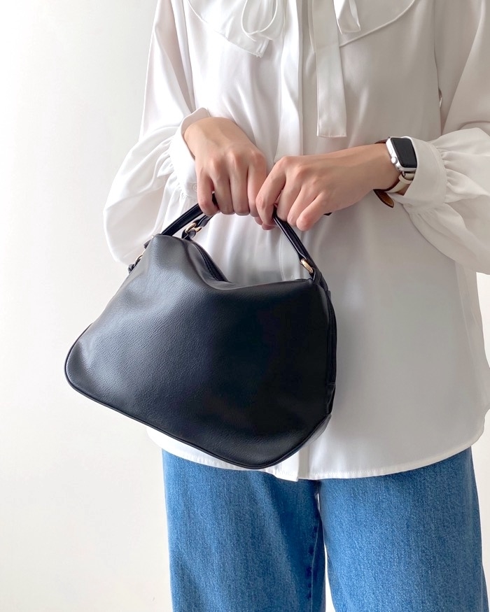 グローバルワークのオススメのバッグ「スぺ軽お財布ショルダー」