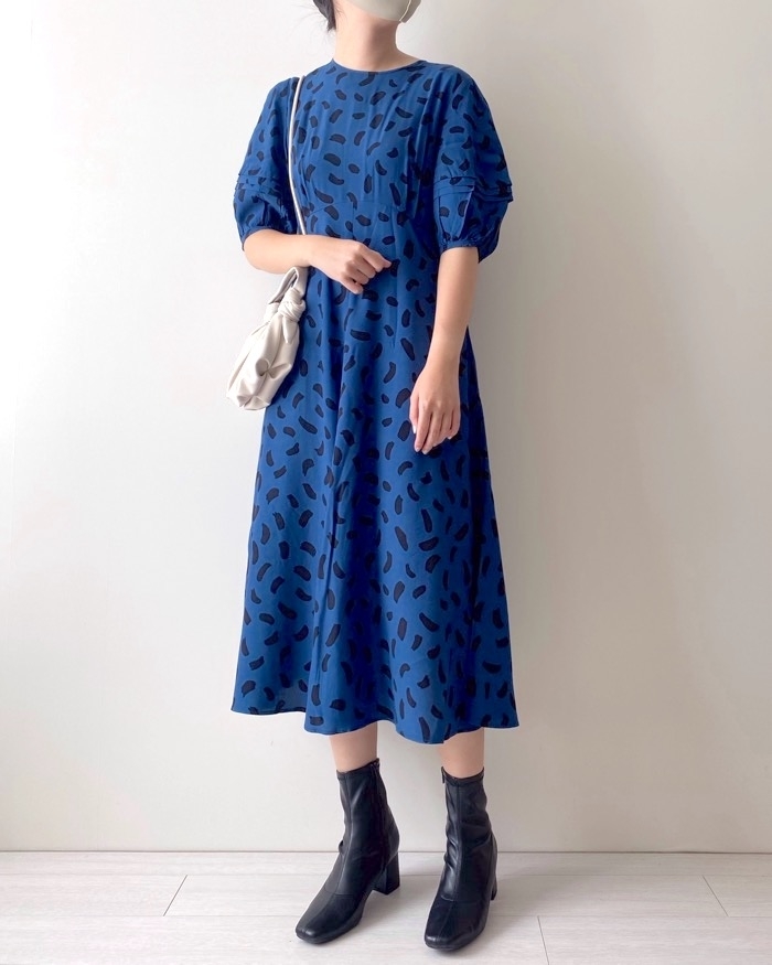 UNIQLO（ユニクロ）のおすすめのレディースアイテム「バルーンスリーブワンピース（半袖）」