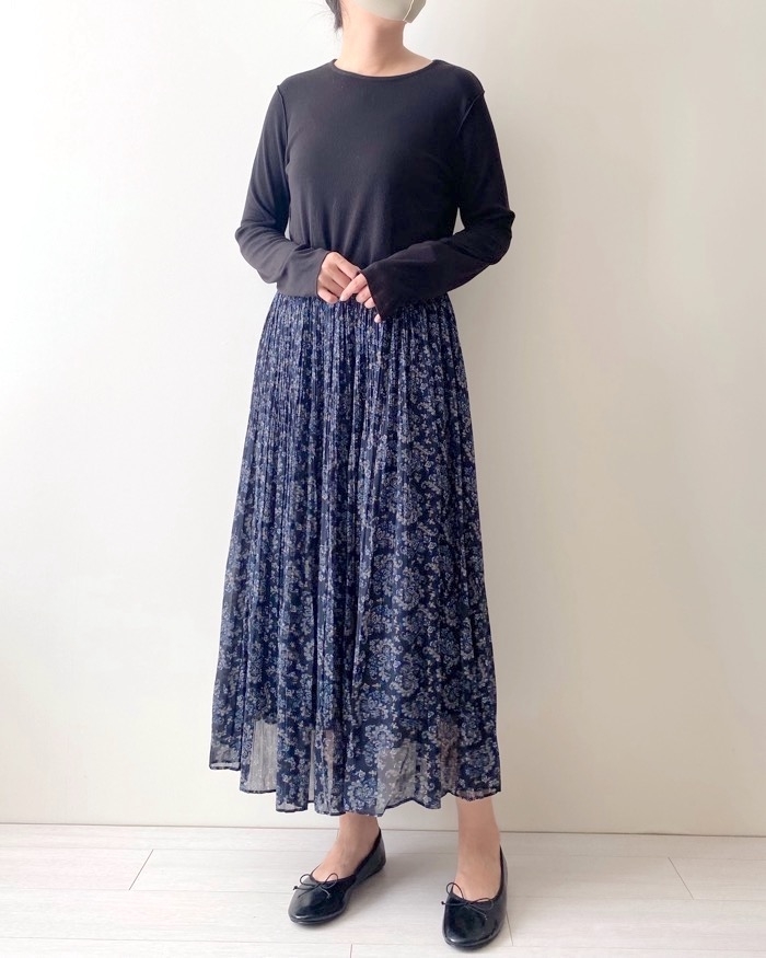 ユニクロのオススメのスカート「シフォンプリーツスカート」