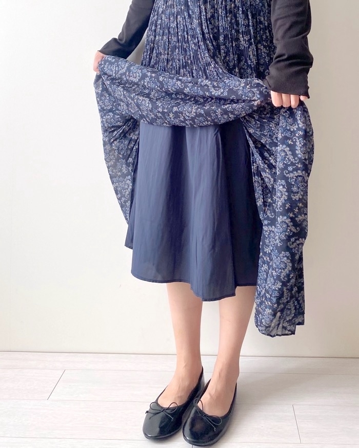 ユニクロのオススメのスカート「シフォンプリーツスカート」