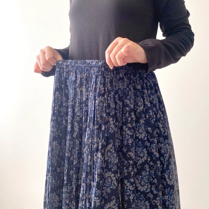 ユニクロのオススメのスカート「シフォンプリーツスカート」