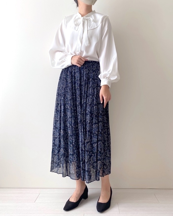 ユニクロのオススメのスカート「シフォンプリーツスカート」