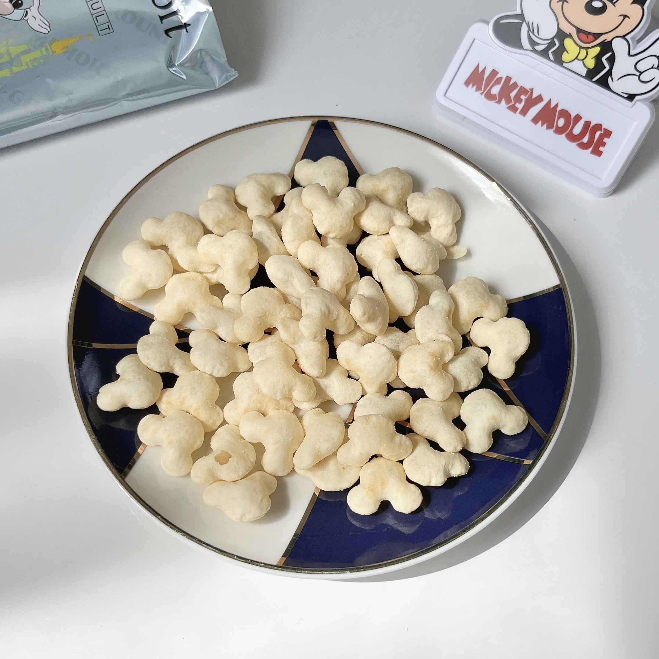 ディズニーランドで見つけたおすすめお土産「ポテトスナッククリップ付 クリア箱」