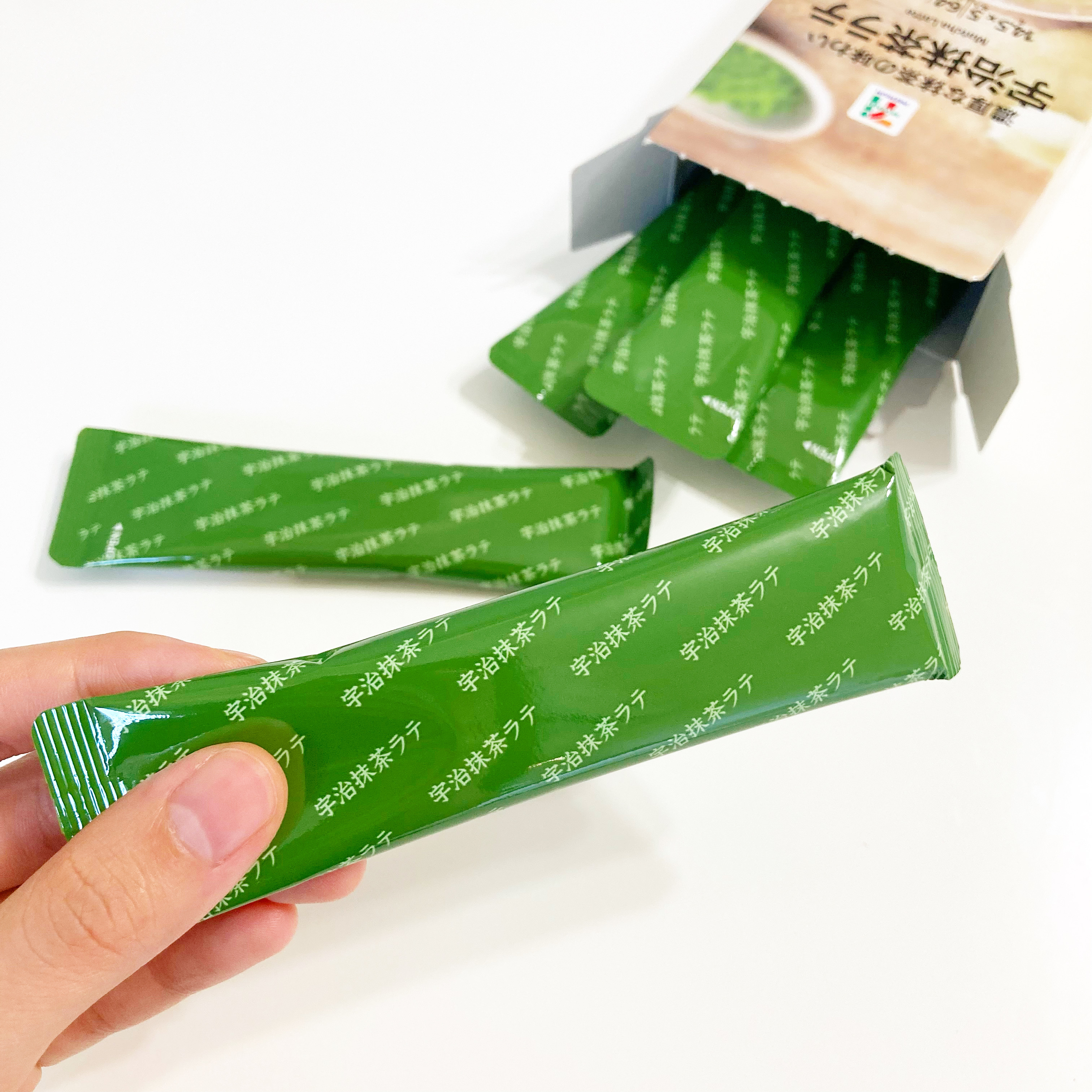 セブン-イレブンのインスタントドリンク「7プレミアム 宇治抹茶ラテ 5P」