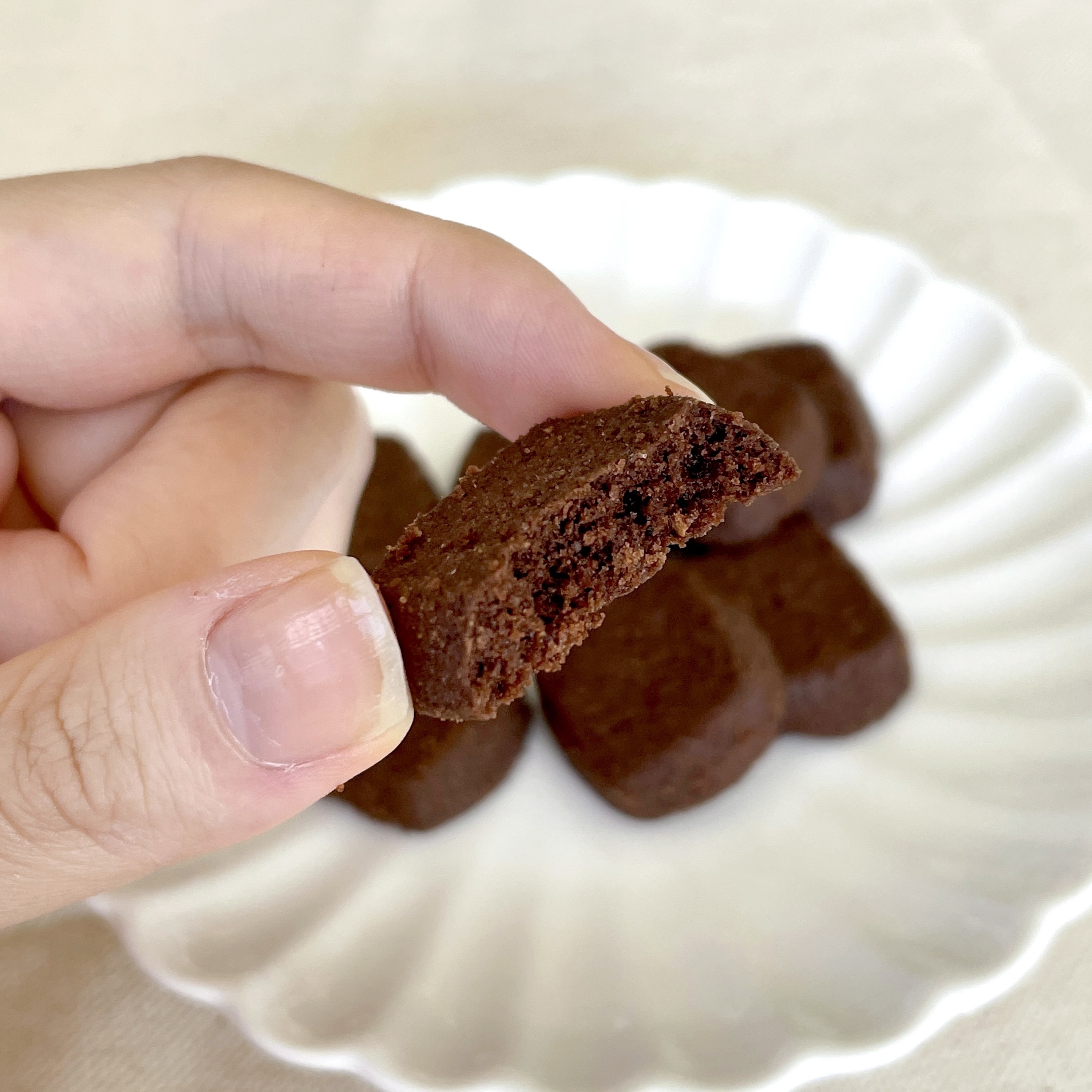 無印良品のおすすめの菓子「ショコラと岩塩のクッキー」
