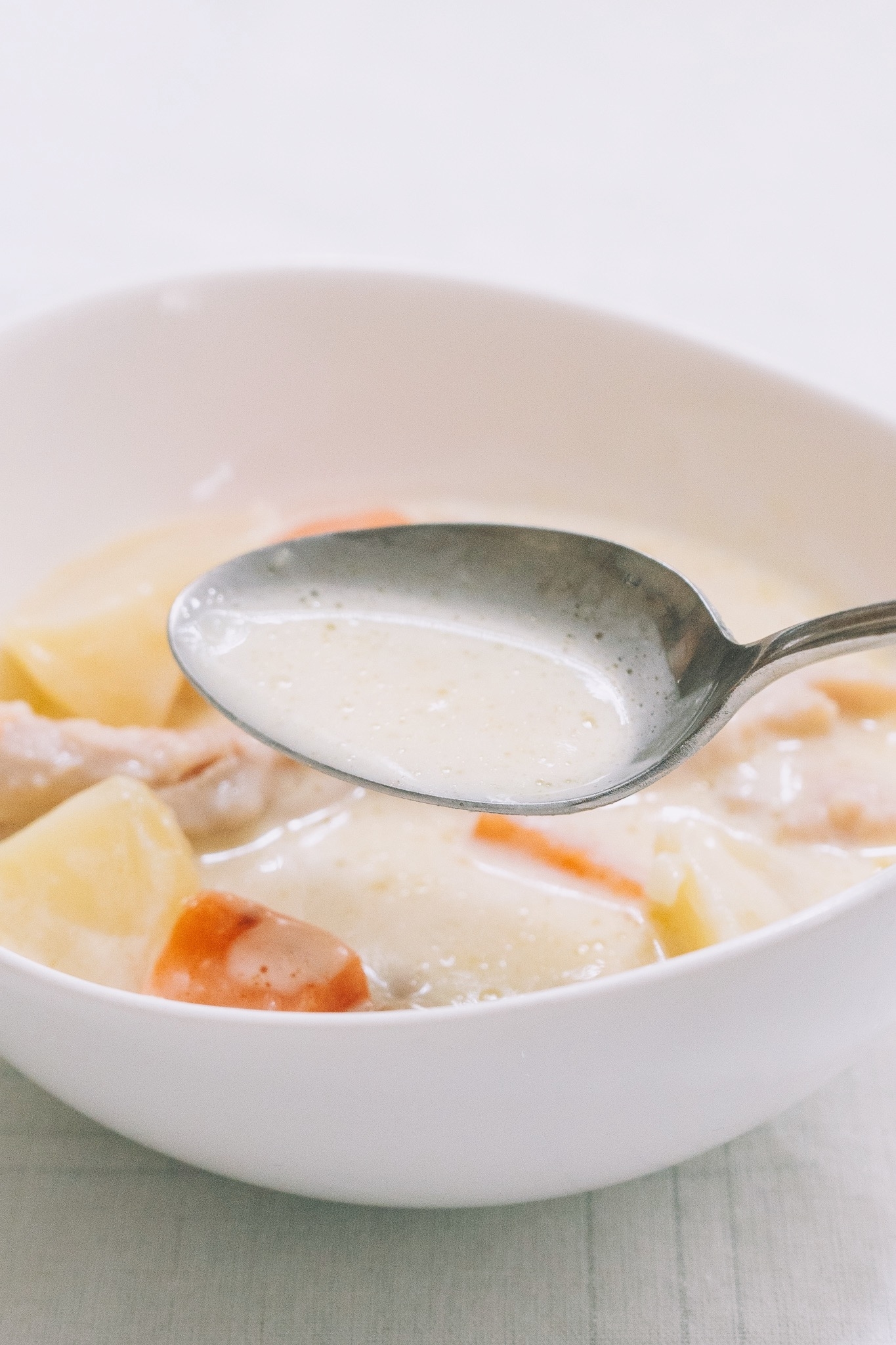 ローソンのおすすめ惣菜「チキンクリーム煮」