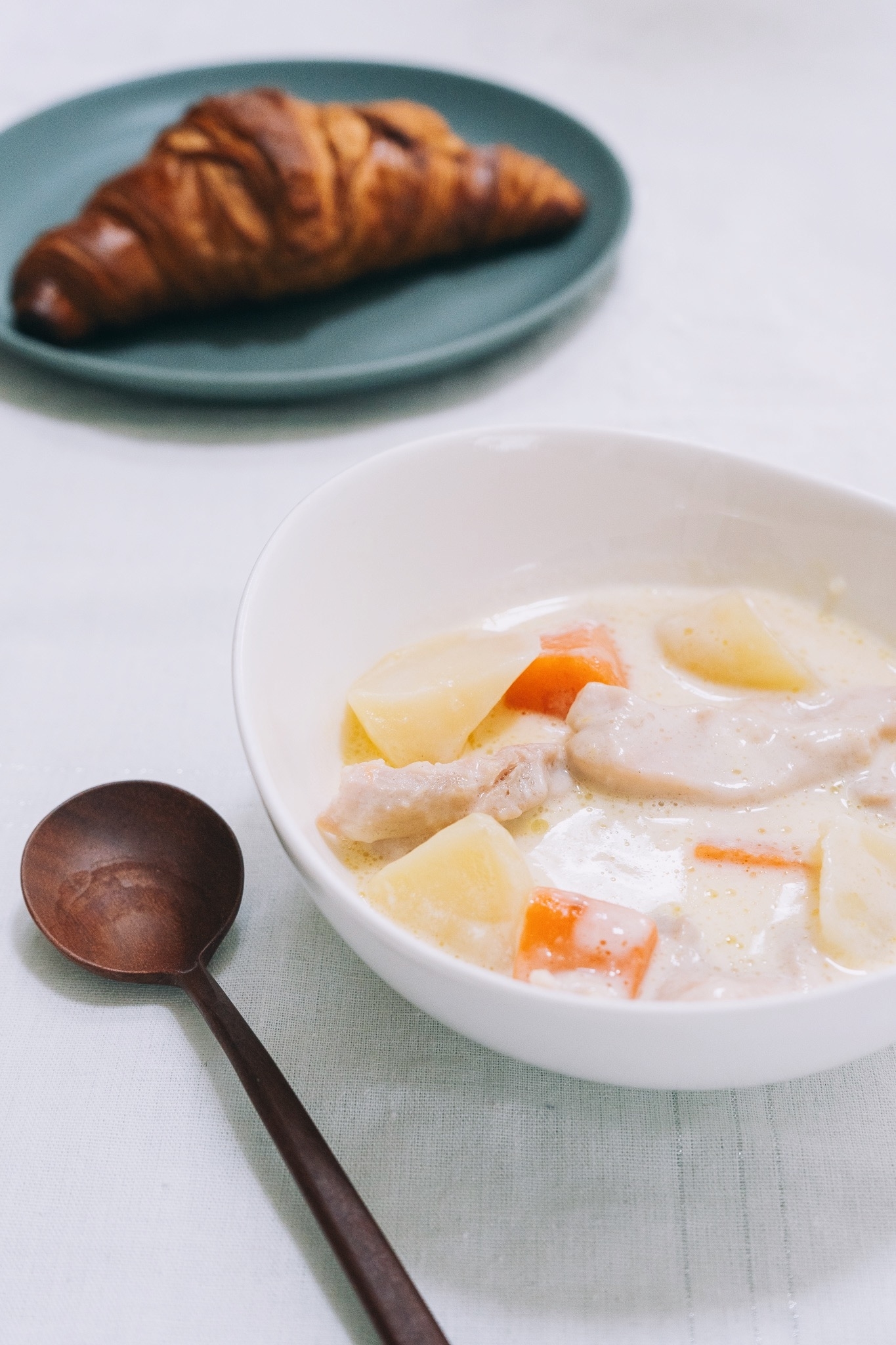 ローソンのおすすめ惣菜「チキンクリーム煮」